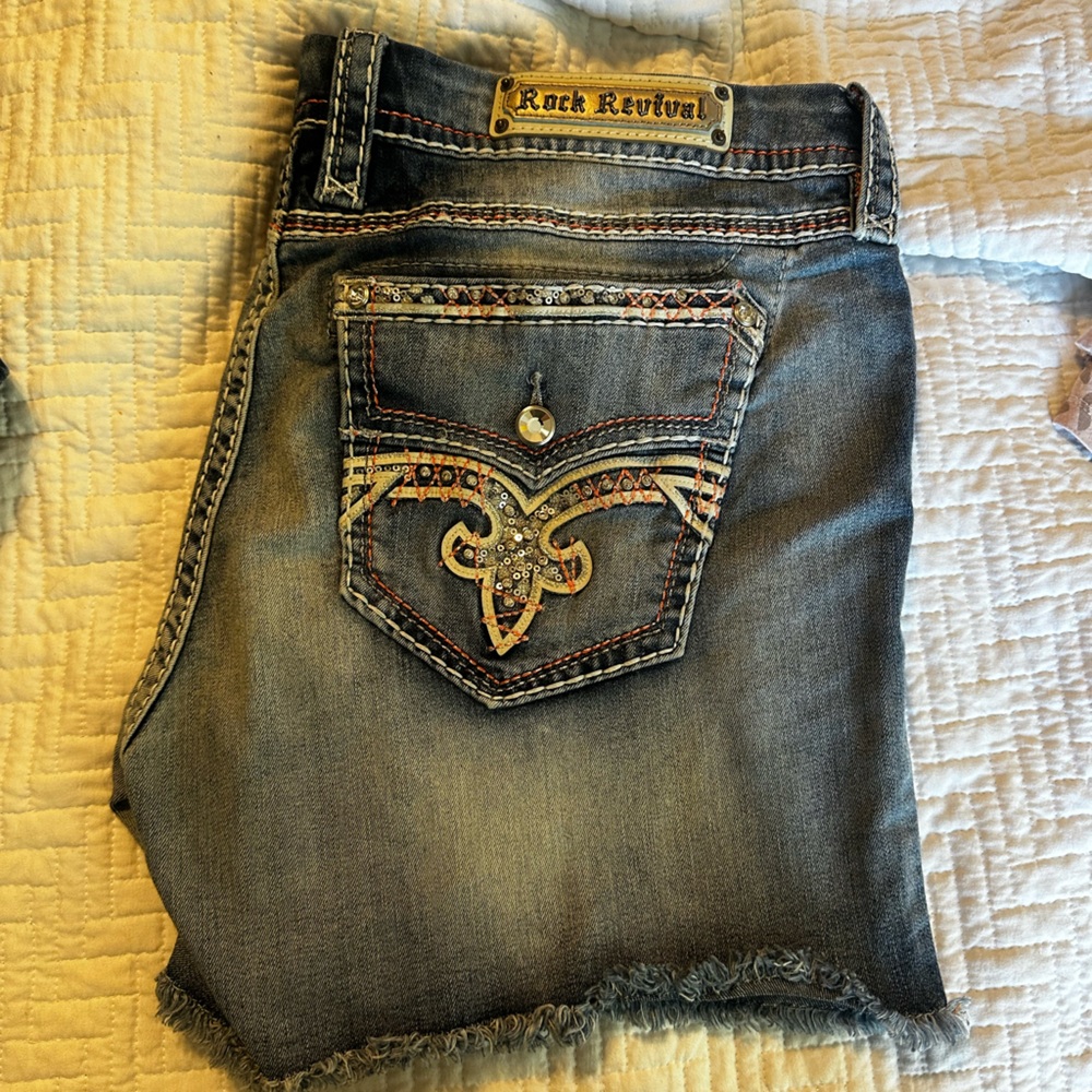 Rock Revival Shorts 36